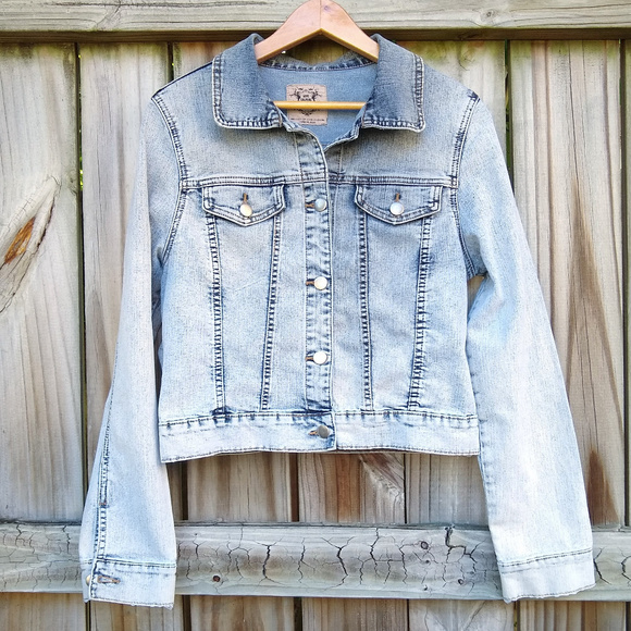 Love Culture Jackets & Blazers - Love Culture Light Wash Cropped Denim Jean Jacket